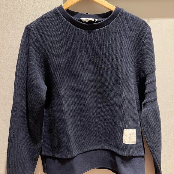 Classic Thom Browne Crewneck - Picture 1 of 4